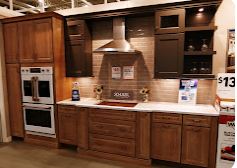 Image inside Lowes Tempe, AZ location.