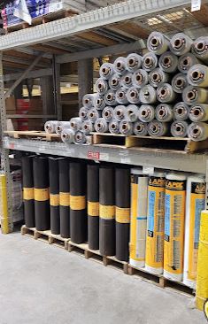 Image inside Lowes Riverside, CA location.